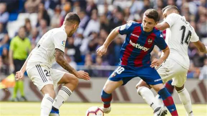 مباراة ريال مدريد ضد ليفانتي .. الموعد والتشكيل والقنوات الناقلة