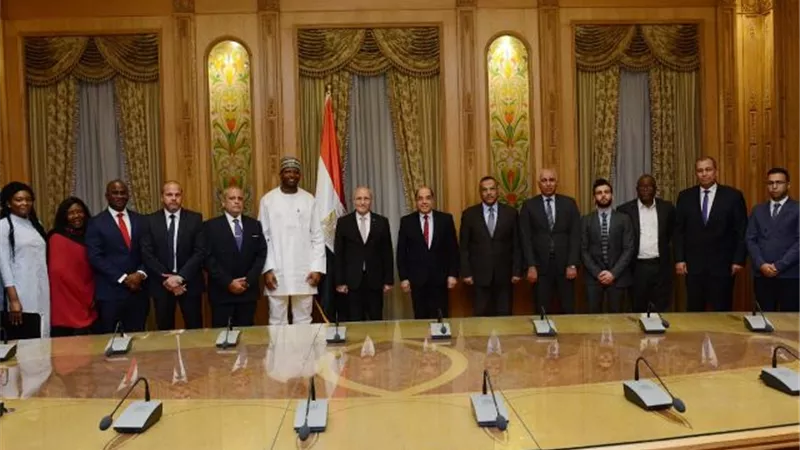 تعاون مصري- نيجيري في مجال إنتاج أسطوانات البوتجاز والغاز الطبيعي