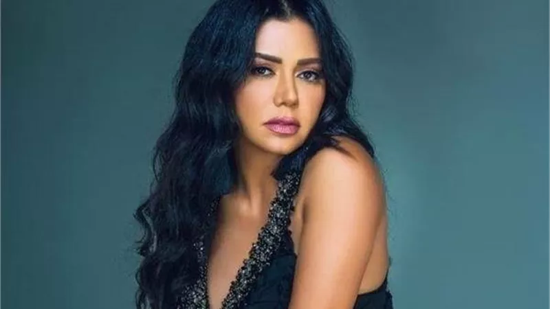 هجوم شرس على رانيا يوسف بسبب الخمور