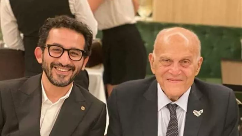 بعد تبرعه بمليون جنيه .. احمد حلمى يوجه رسالة لمجدى يعقوب
