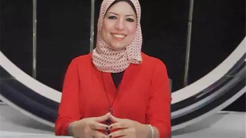 أسهل طريقة لتجاوز المرأة لآلام الدورة الشهرية.. د. دعاء عادل تجيب