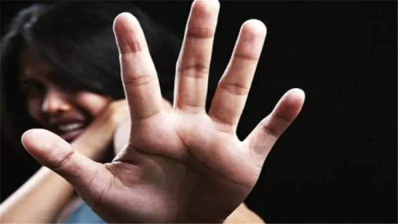 مفاجأة.. فتاة طوخ تتنازل عن اتهامها لـ 4 شباب بالتعدي عليها جنسيا