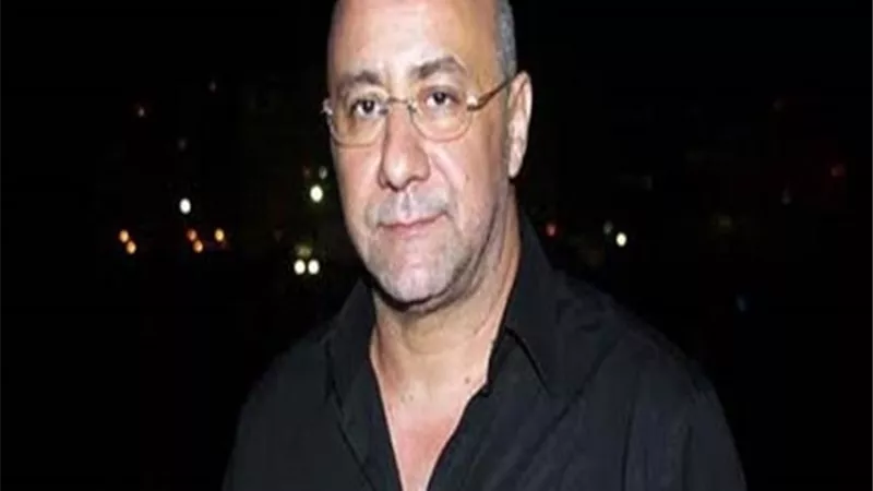 بهاء الدين محمد يناشد وزير الطيران بإحتضان أزمة الطيار أشرف أبو اليسر