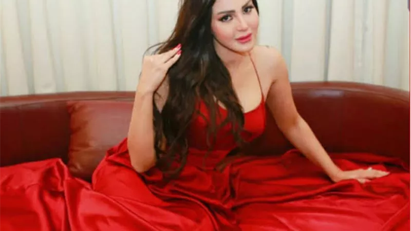 شيما الحاج ترقص على أغنية 