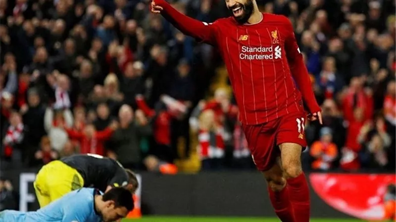 محمد صلاح يتحدى مايكل أوين.. إنجاز جديد فى انتظار فخر العرب