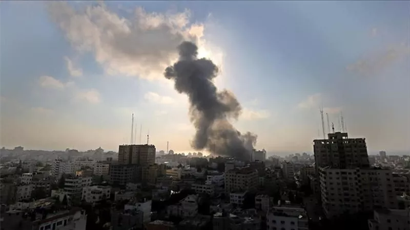 غارات إسرائيلية على مواقع في قطاع غزة