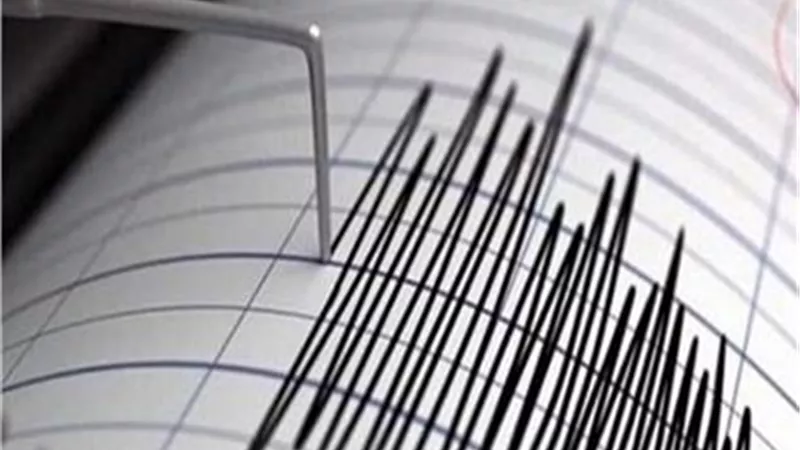 هزة أرضية تثير هلع سكان محافظة أذربيجان الغربية بإيران