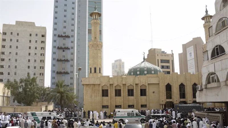 الصحة الكويتية توقف الإجازات لكافة عامليها بسبب 