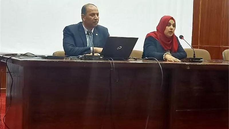 نشر قيم النزاهة والشفافية ومكافحة الفساد فى ندوة بإعلام الغردقة