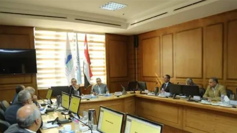 محافظ كفرالشيخ يشارك بإجتماع مجلس الجامعة..مؤكداً تحقيق التنمية بمختلف المجالات
