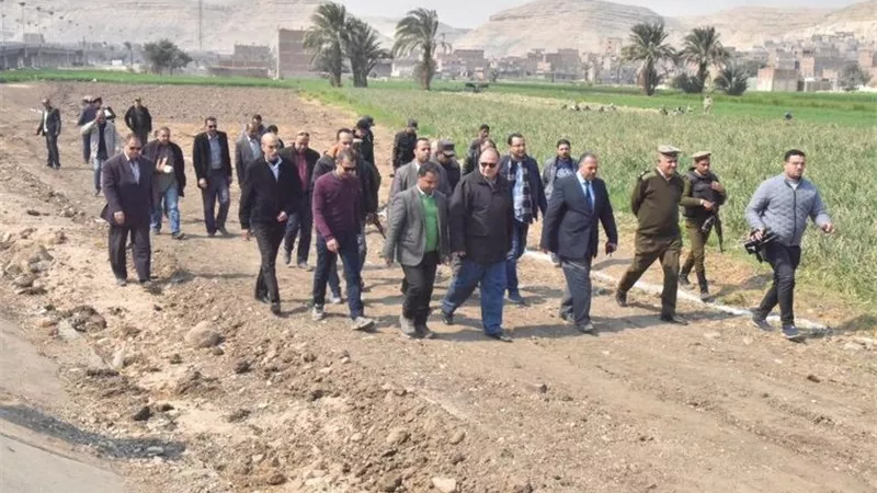 محافظ أسيوط يترأس حملة مكبرة لازالة تعديات على أراضى املاك الدولة بمركز أسيوط