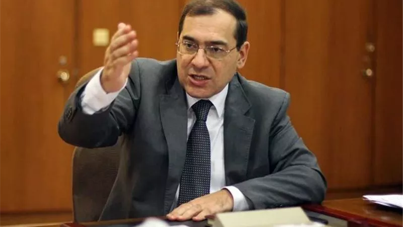 وزير البترول: الدولة لن ترفع الدعم عن اسطوانات البوتاجاز
