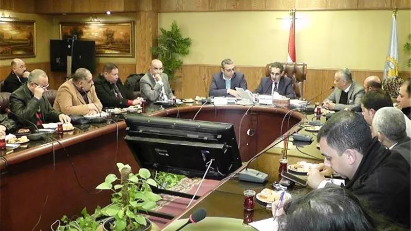 محافظ الغربية ونائبه يستعرضان إنجازات الثلاثة أشهر الأولى.. بالصور