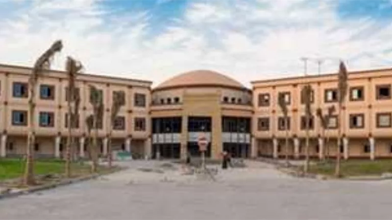 غدا.. اجانب الأقصر يحلقون رؤوسهم دعما لمرضى السرطان بمستشفى شفاء الأورمان