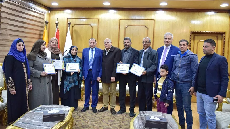جامعة بني سويف تكرم المحاليين على المعاش