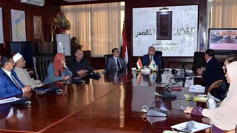 الأقصر تبدأ تنفيذ خطة مواجهة الزيادة السكانية
