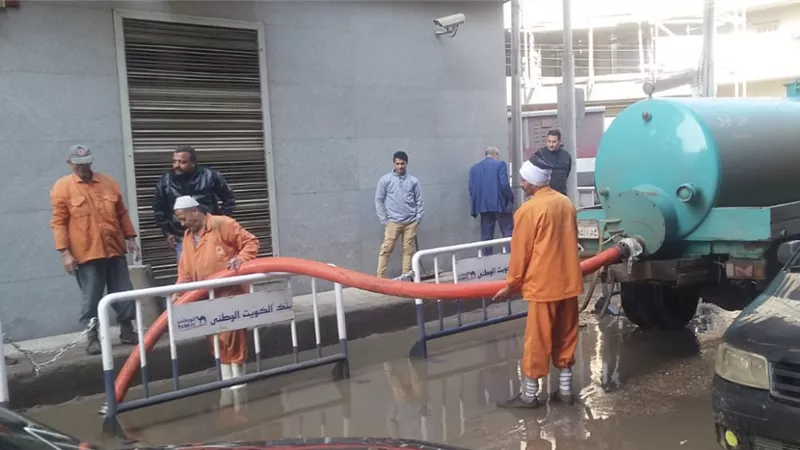 محافظ الغربية .. يتابع أعمال رفع مياه الأمطار من الشوارع