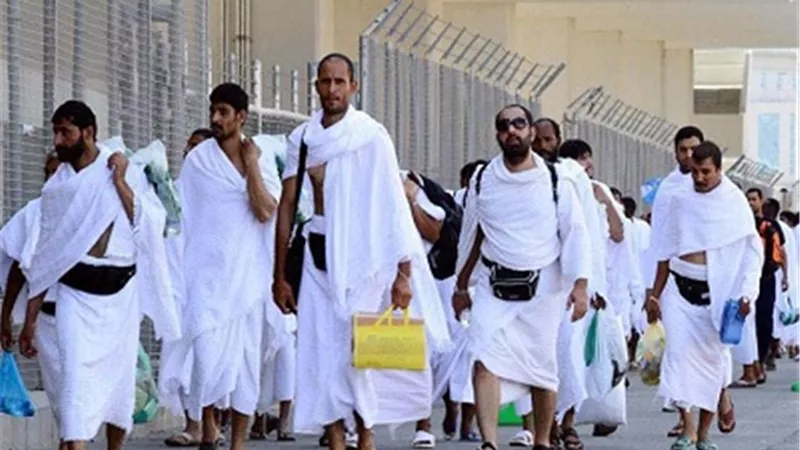 ايقاف رحلات العمرة لحين اشعار آخر