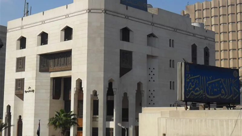 الإفتاء تجيز وقف العمرة بسبب انتشار فيروس كورونا