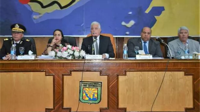 محافظ جنوب سيناء يترأس المجلس التنفيذي الثاني لعام 2020.صور
