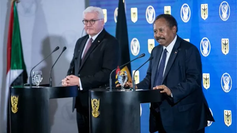 رئيس وزراء السودان: هيكلة الجيش والمؤسسات الأمنية ضرورة أساسية
