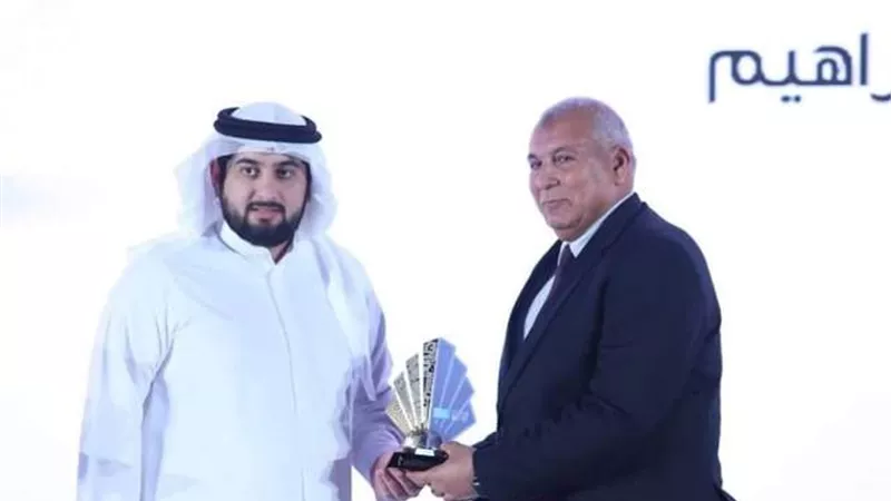 الزملوط يفوز بجائزة الشيخ محمد بن راشد آل مكتوم للمعرفة