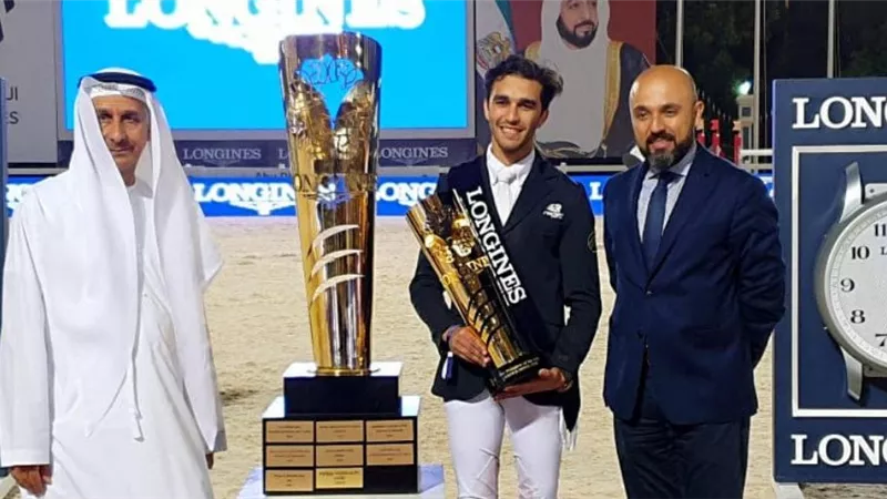 الفارس محمد زيادة يحقق إنجازا.. بالفوز بذهبية بطولة الجائزة الكبرى بالإمارات
