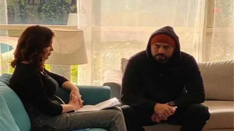 شاهد.. أحمد صلاح حسنى ونسرين طافش من كواليس 