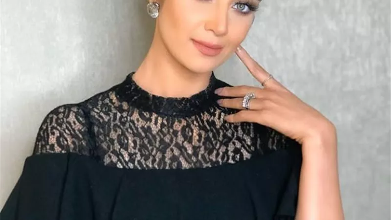 بالاسود رضوى الشربينى تبهر متابعيها بأحدث ظهور لها