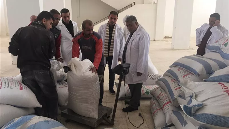 الأجهزة الرقابية تشن حملة مكبرة على المشروعات الانتاجية والخدمية بمطروح