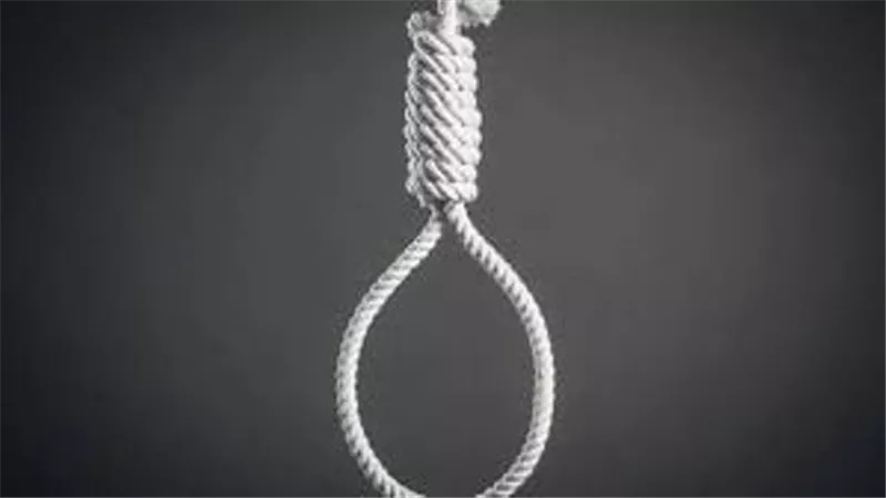 مزارع ينهى حياته بالانتحار شنقا في مسكنه بالشرقية