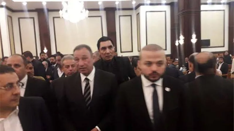 محمود الخطيب ومجلس إدارة الأهلى فى عزاء الرئيس الأسبق