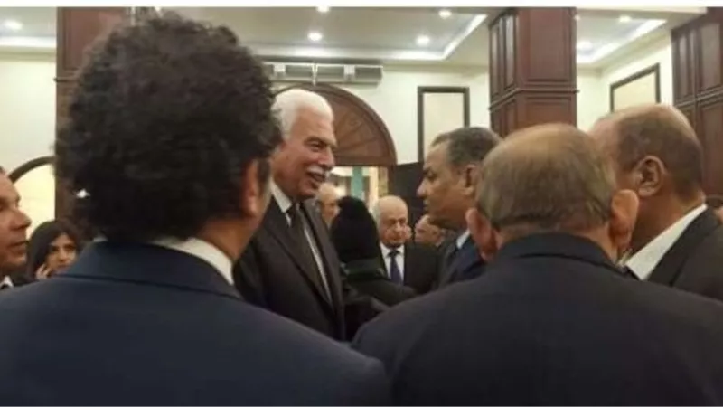 احمد نظيف يقدم واجب العزاء في الرئيس الاسبق الراحل حسني مبارك ..صور