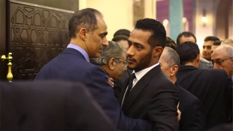 محمد رمضان فى عزاء الرئيس الأسبق حسني مبارك .. صور