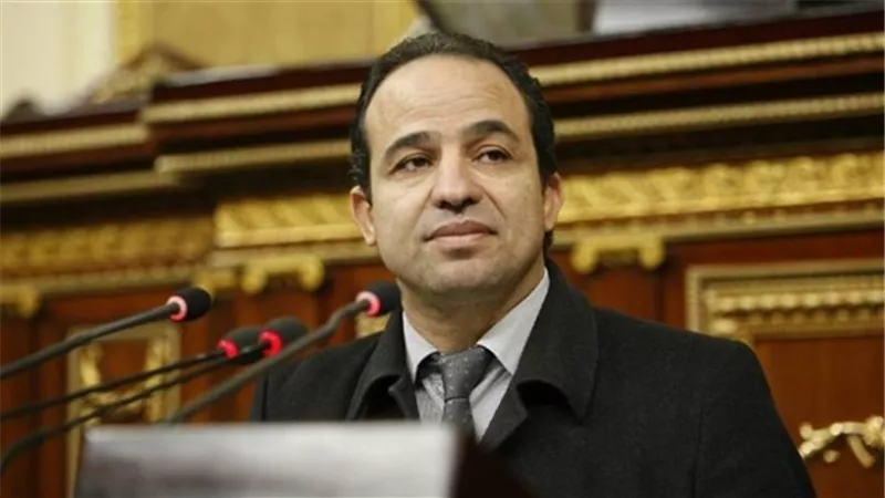 النائب محمد اسماعيل يتقدم بطلب احاطة لضرورة دمج الاقتصاد الغير رسمى