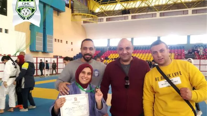 مى فرحات لاعبة جرين هيلز تحصل على برونزية الجمهورية فى الجودو..بالصور