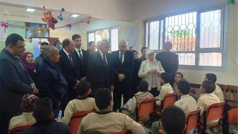 تدشين المرحلة الـ2 لحملة الكشف عن أمراض السمنة والأنيميا فى القليوبية بالصور