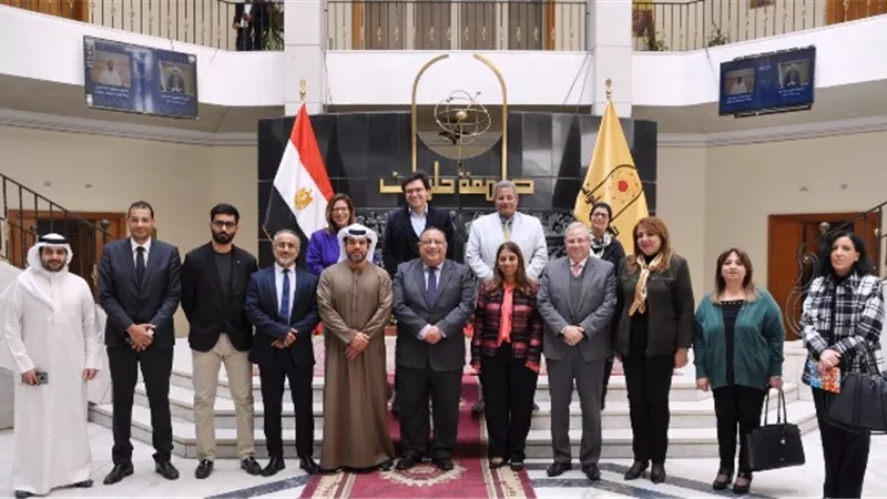 رئيس جامعة حلوان يستقبل وفدا تعليميا من دولة الإمارات الشقيقة... بالصور