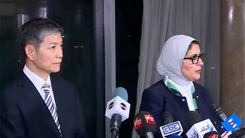 وزيرة الصحة: كروت مراقبة صحية للمسافرين القادمين من دول مصابة بفيروس كورونا