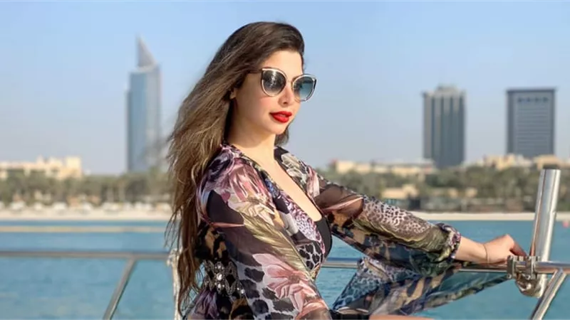 دعاء صلاح تستعد لبرنامجها الجديد من دبي