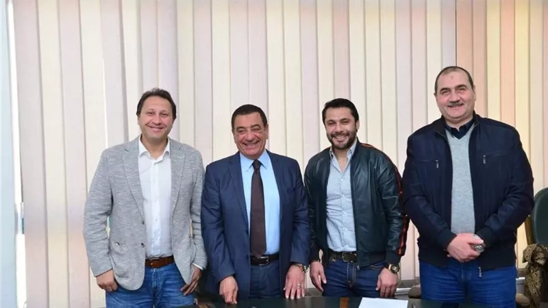 إيروسبورت يجدد التعاقد مع أحمد حسن وهادي خشبة.. صور