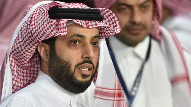 تركي آل الشيخ يعلن استقالته من الرئاسة الشرفية للنادي الأهلي