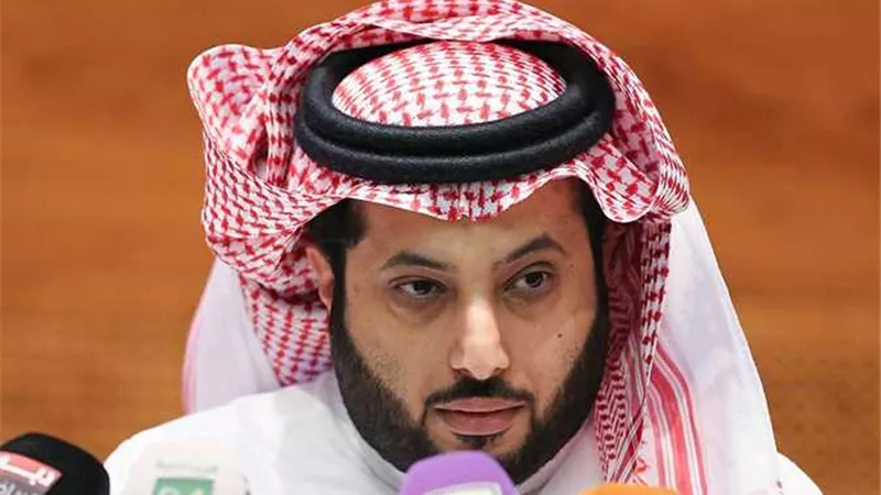 أحمد بلال رداً على استقالة آل الشيخ: 