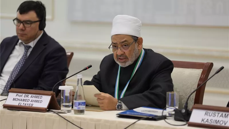 شيخ الأزهر: التكفير بالكبائر بريد استحلال الدِّماء ومذهب دموي يتستَّر بالدِّين