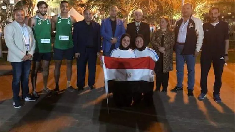 عبد الغفار يستعرض تقريرا حول فوز منتخبات الجامعات بالبطولة العربية