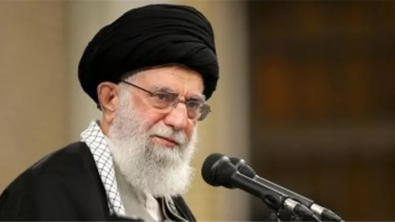 خامنئي يطالب الإيرانين بكثرة الدعاء لمواجهة كورونا