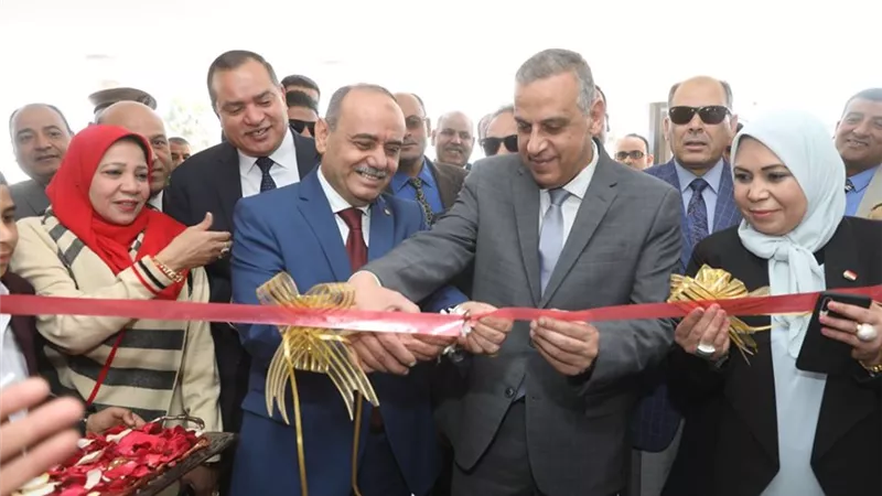 محافظ سوهاج يفتتح تطوير مبنى مديرية التربية والتعليم بتكلفة تخطت 2 مليون جنيه