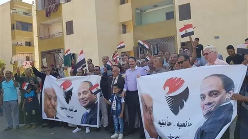 ٣ اتوبيسات لتشجيع فريق الكره الطائره بإبشنا