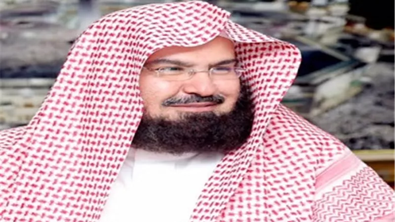 السديس: قرار تعليق العمرة للمواطنين والمقيمين يتواءم مع قواعد الشريعة الإسلامية