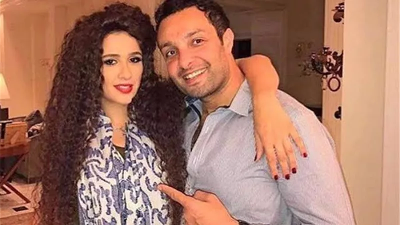 أول تعليق من طليقة شقيق ياسمين عبد العزيز بعد أزمته مع الفنانة